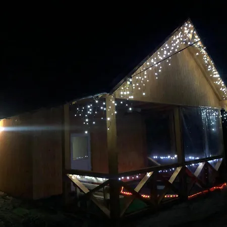 дзвін карпат Lodge *