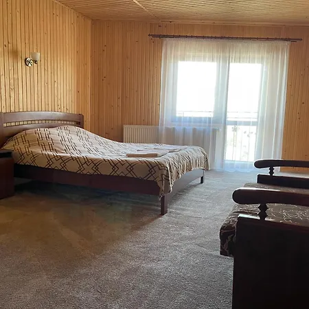 дзвін карпат Lodge